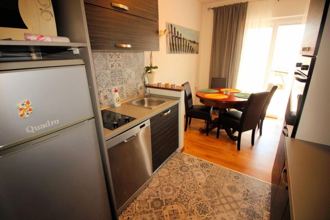 House Dragica Apartment Novi Vinodolski Exterior foto